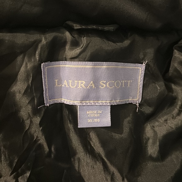 Laura Scott vest with hood, size XL - Picture 5 of 9